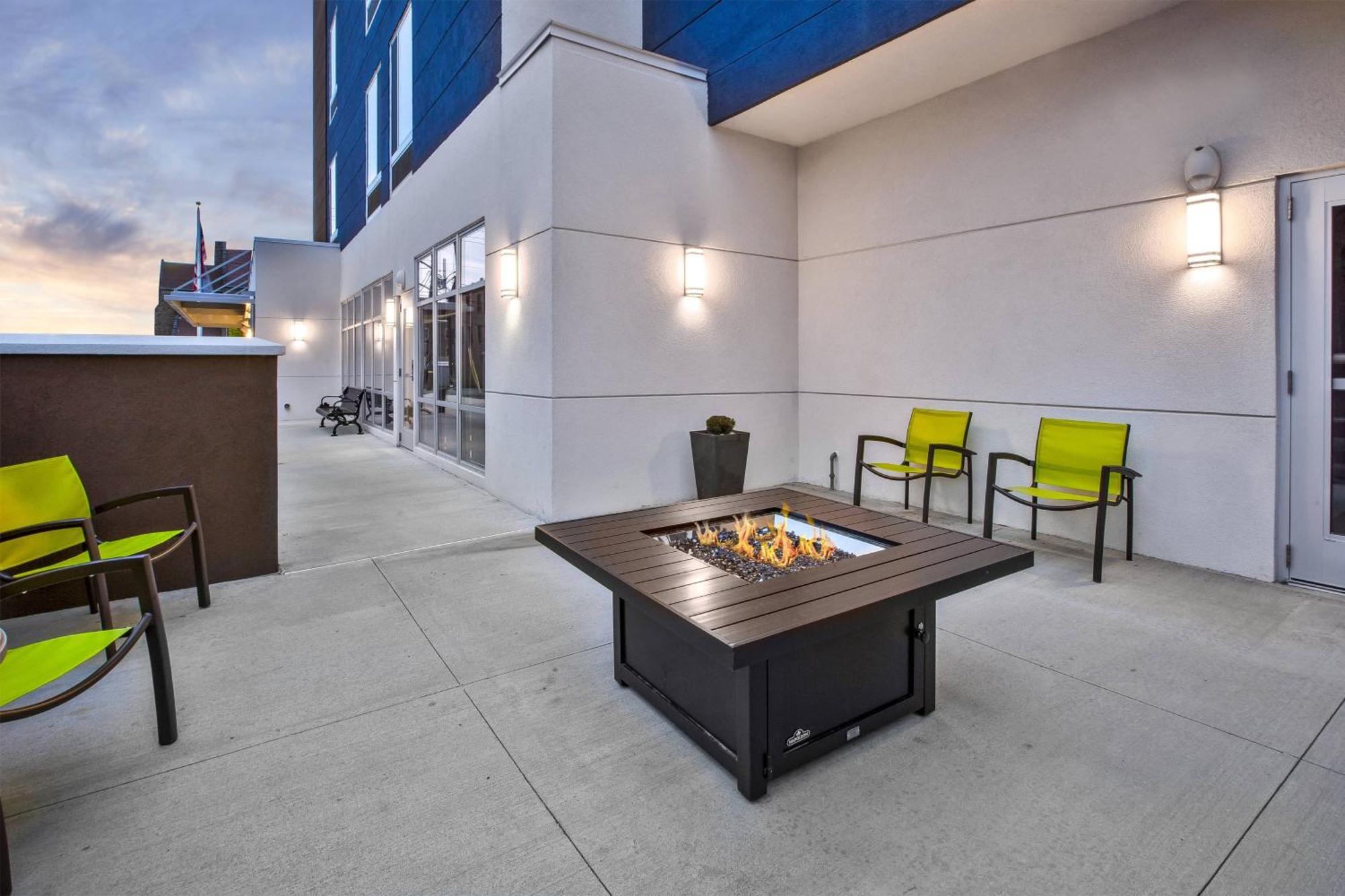 Springhill Suites By Marriott Pittsburgh Butler/Centre City Εξωτερικό φωτογραφία