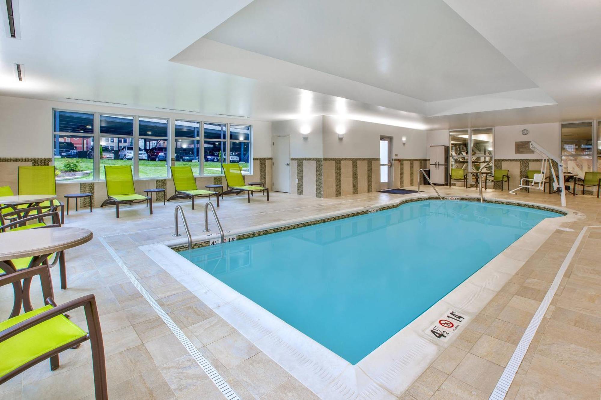 Springhill Suites By Marriott Pittsburgh Butler/Centre City Εξωτερικό φωτογραφία