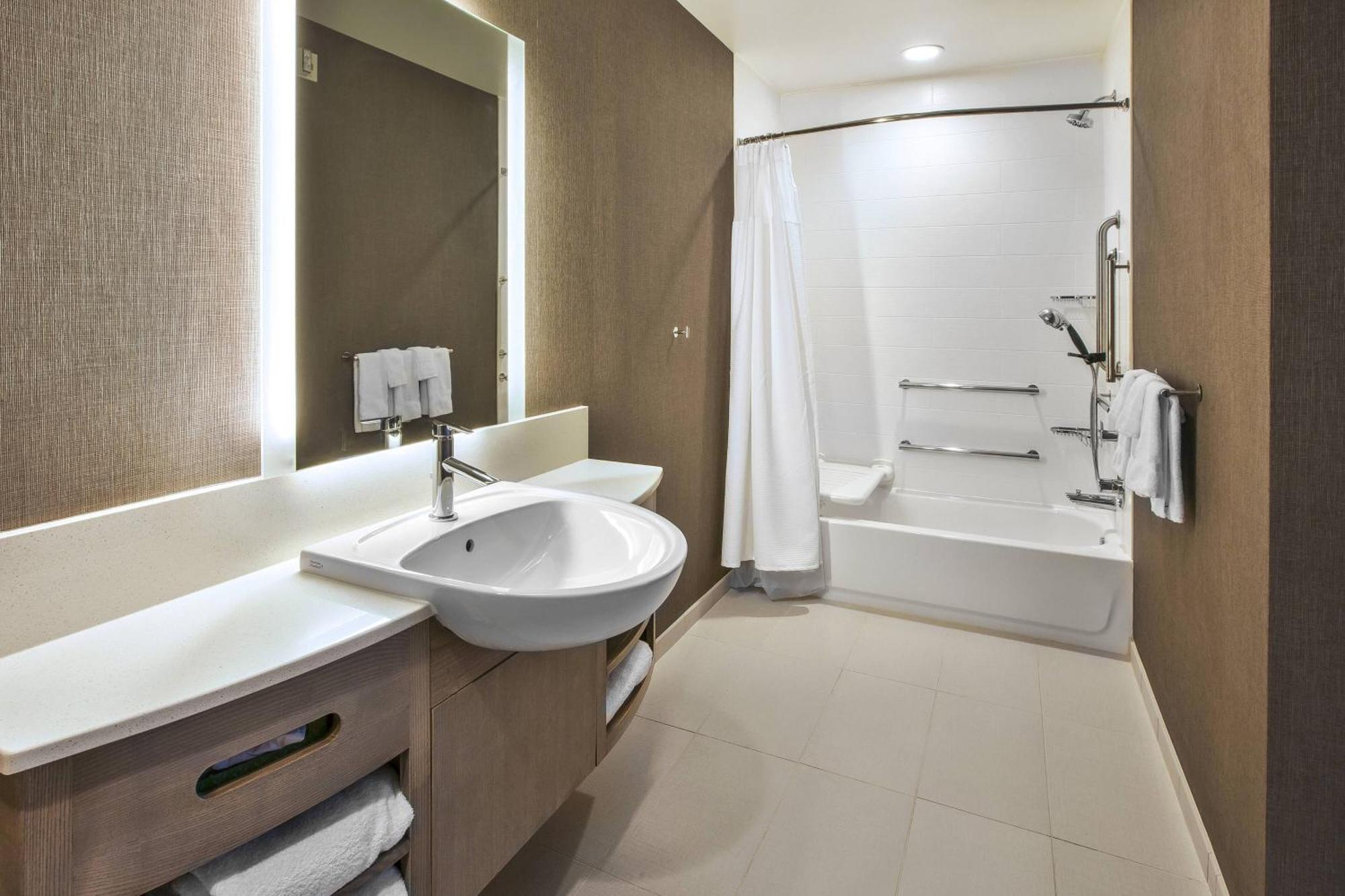 Springhill Suites By Marriott Pittsburgh Butler/Centre City Εξωτερικό φωτογραφία
